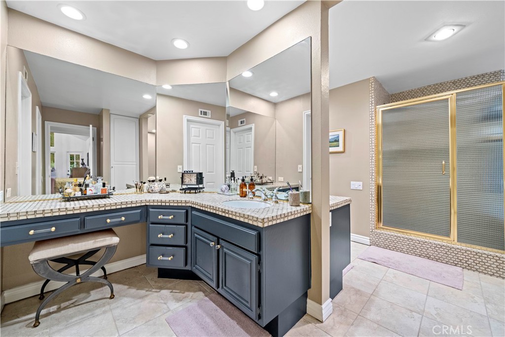 15533 Saddleback Road