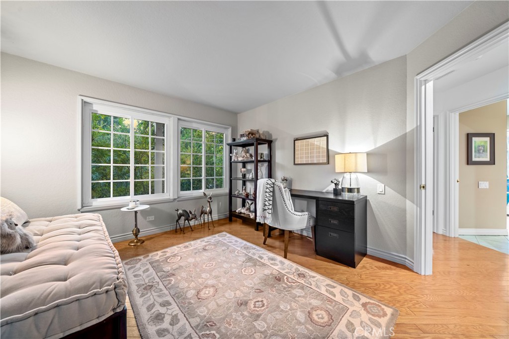 15533 Saddleback Road