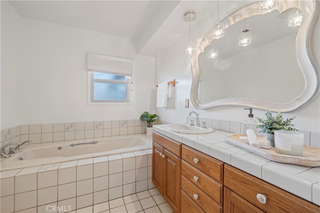 2135 Tondolea Lane