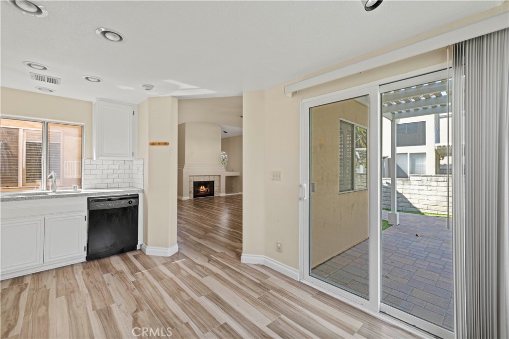 25815 Dickens Court 8