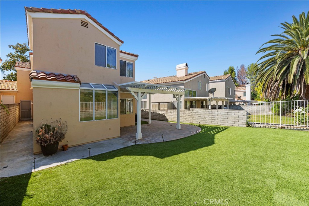 25815 Dickens Court 8