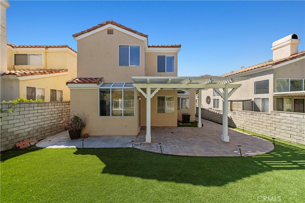 25815 Dickens Court 8