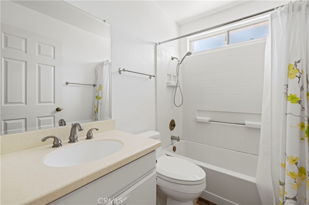 25815 Dickens Court 8