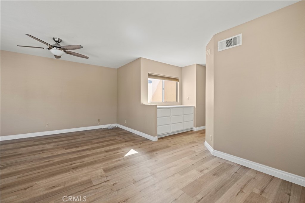 25815 Dickens Court 8