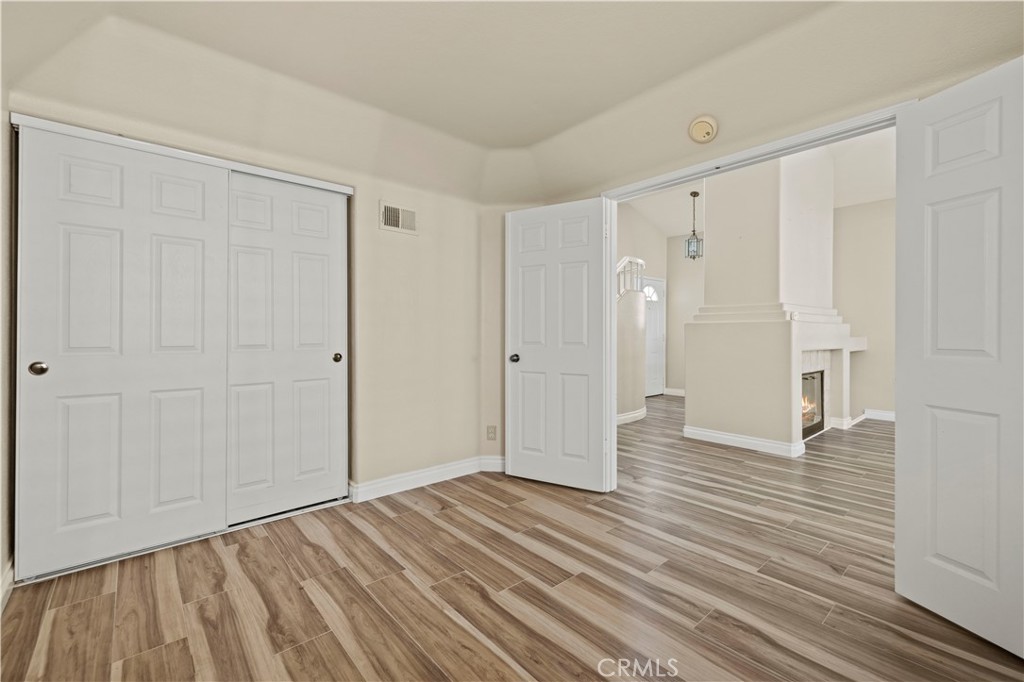 25815 Dickens Court 8