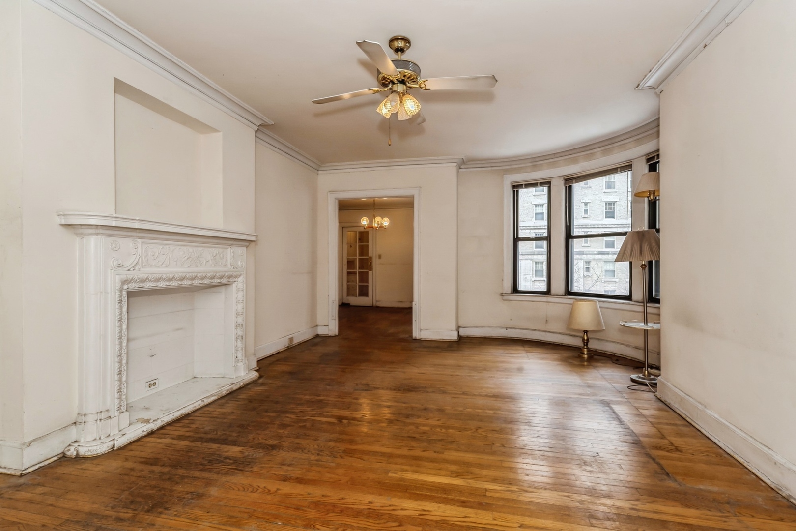 1755 E 55TH Street Unit: 307