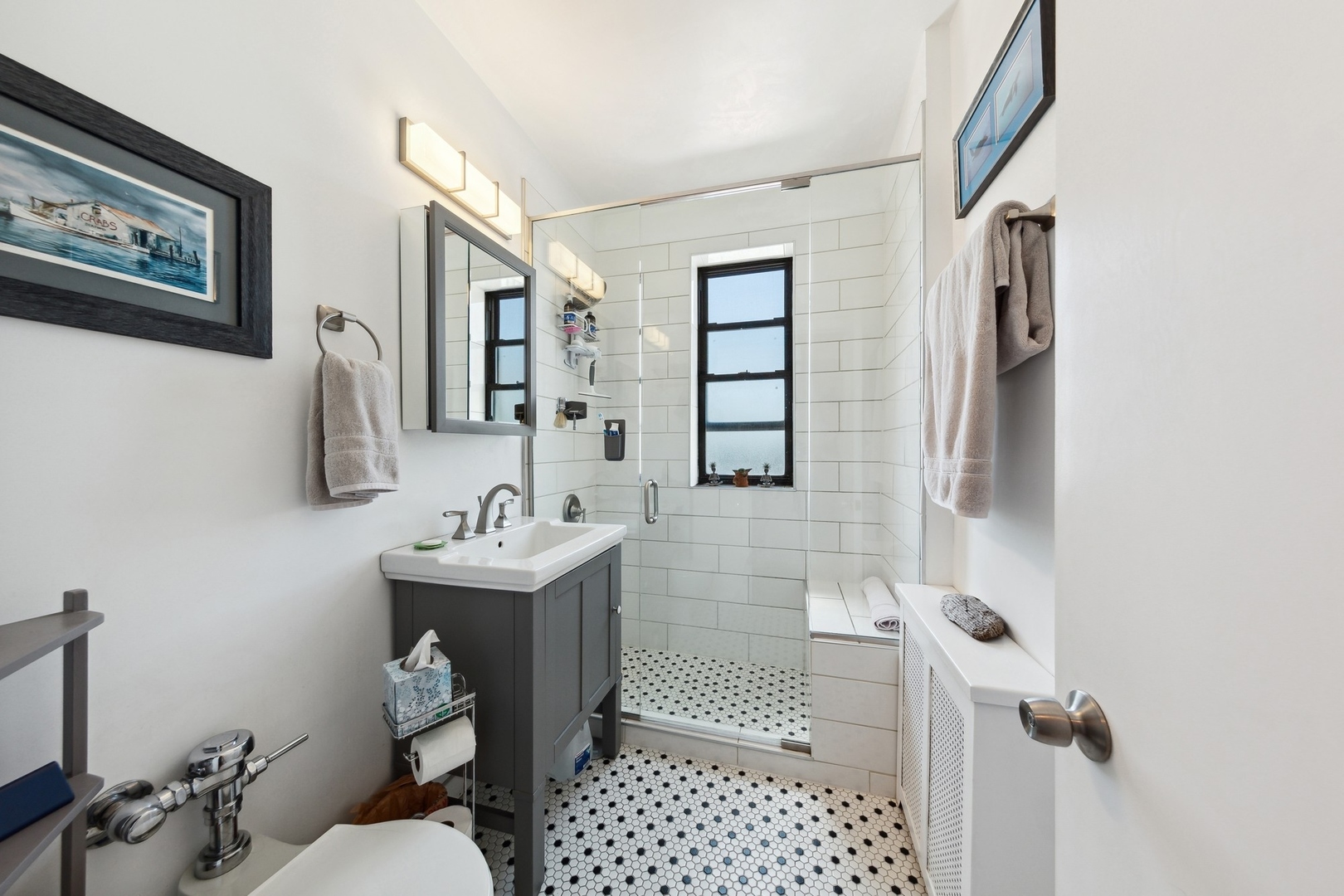 1755 E 55th Street Unit: 601