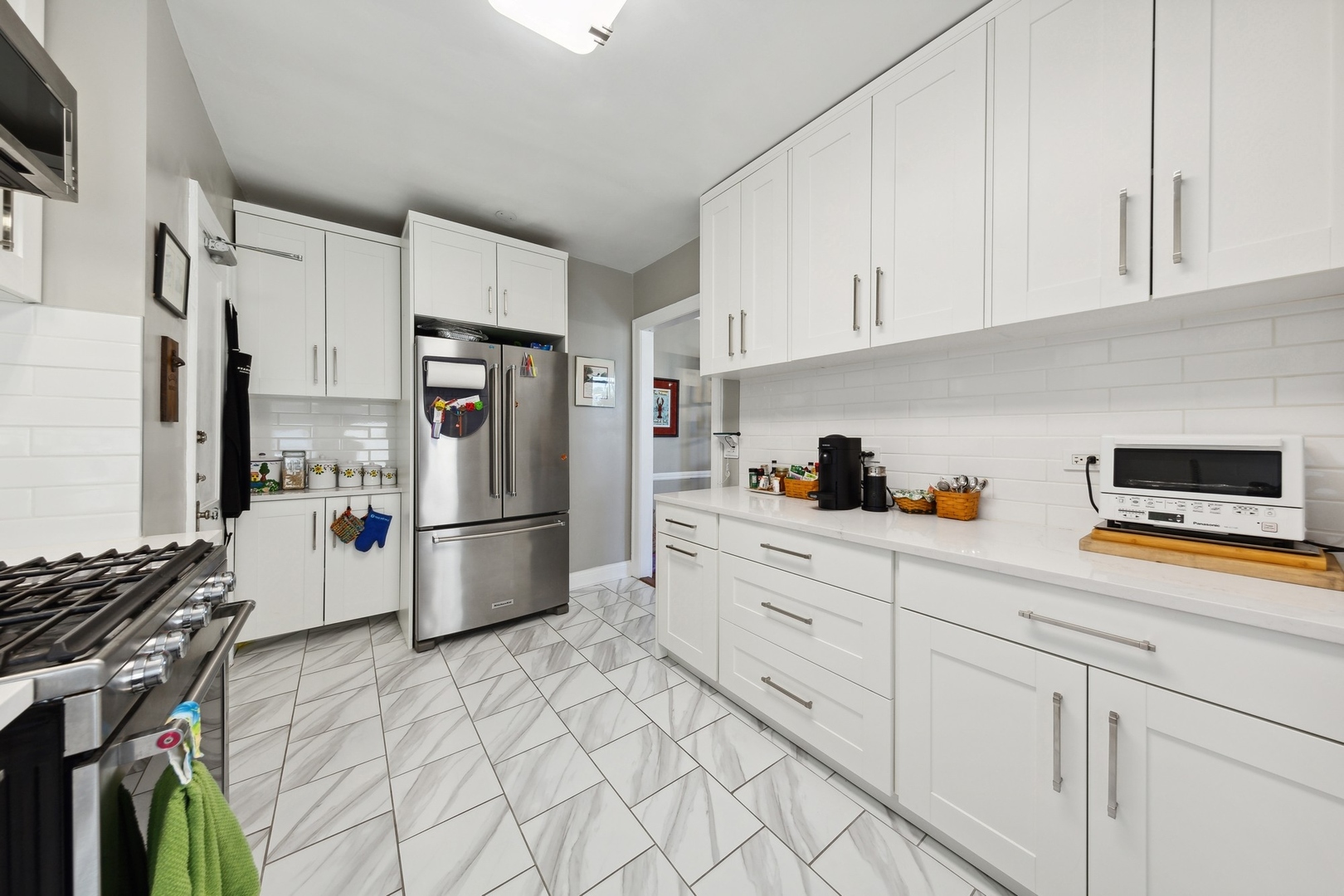 1755 E 55th Street Unit: 601