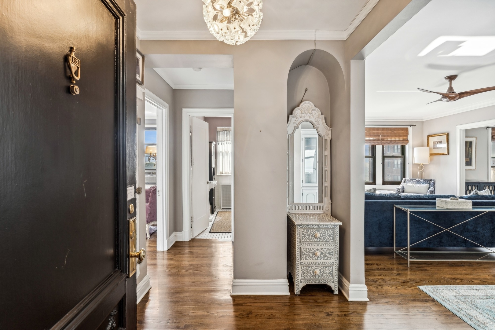 1765 E 55th Street Unit: H2