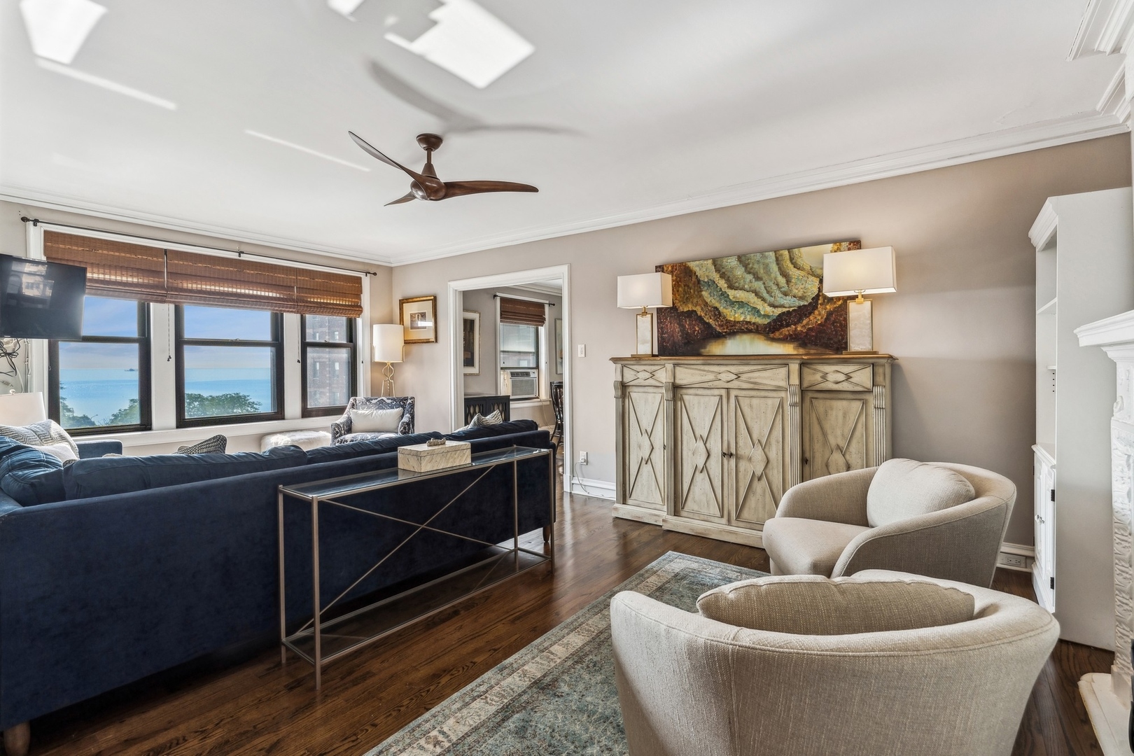 1765 E 55th Street Unit: H2