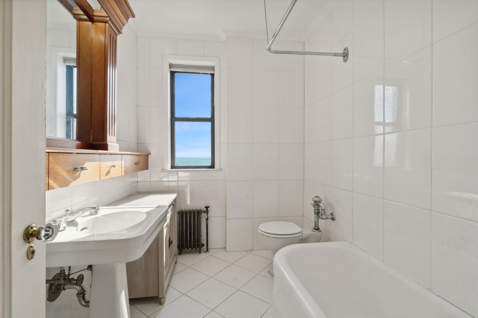 1765 E 55th Street Unit: L2