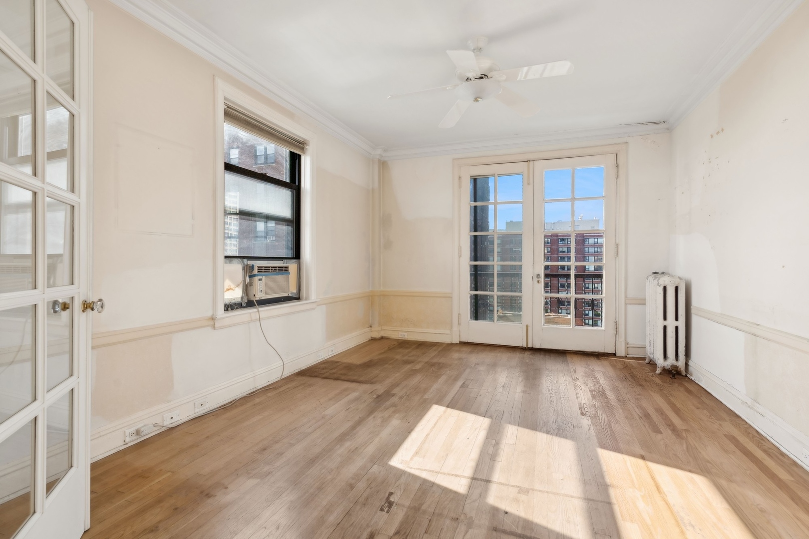 1765 E 55th Street Unit: L2