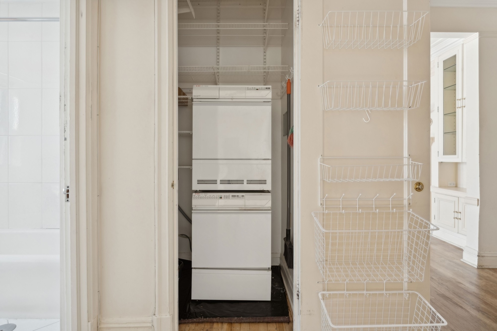1765 E 55th Street Unit: L2