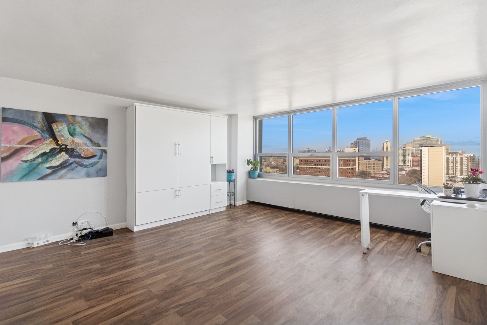 1700 E 56th Street Unit: 1606