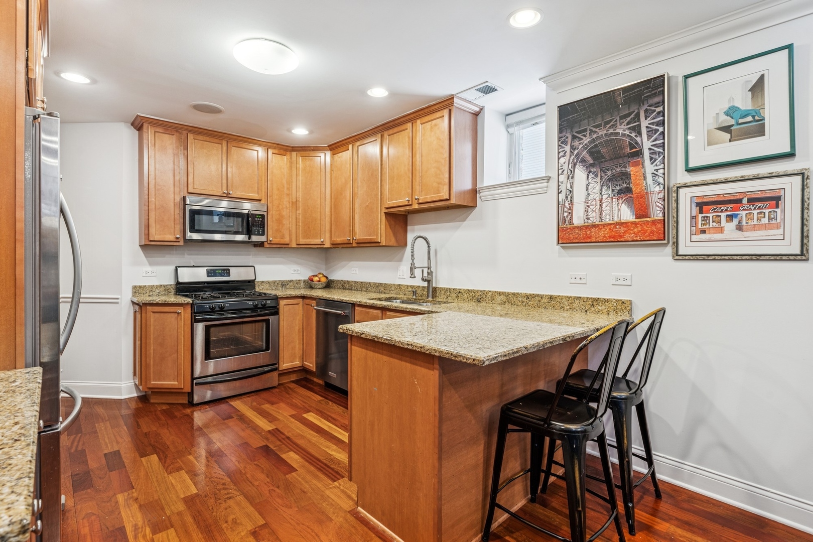 1715 W Leland Avenue Unit: 1