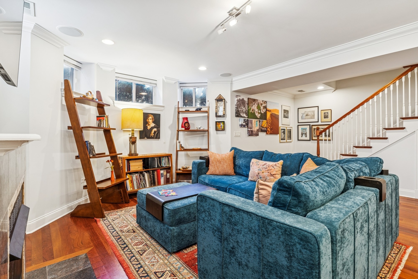 1715 W Leland Avenue Unit: 1