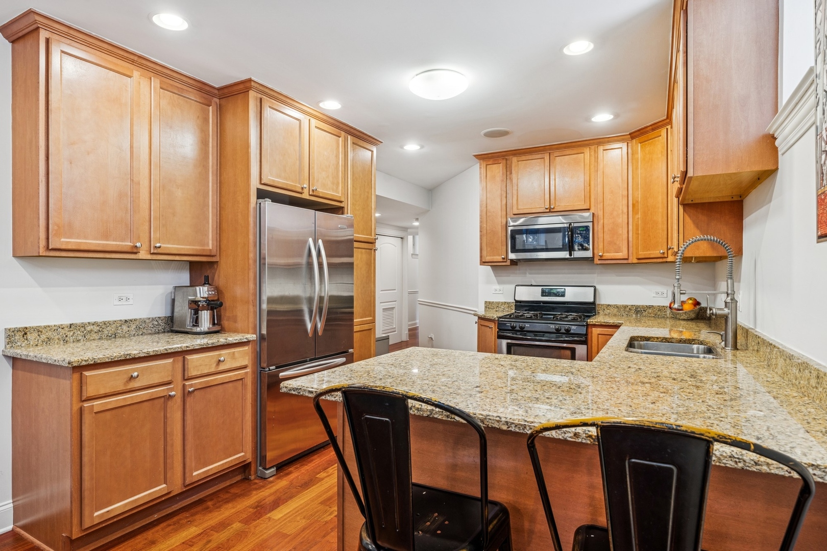 1715 W Leland Avenue Unit: 1