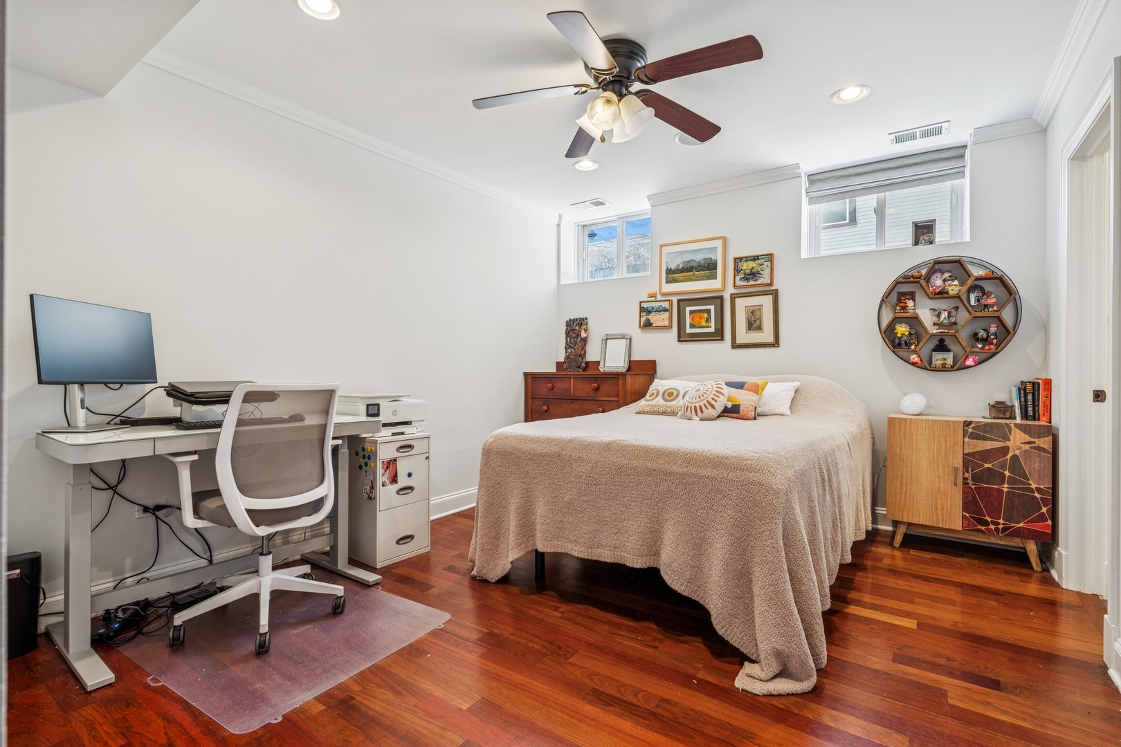 1715 W Leland Avenue Unit: 1