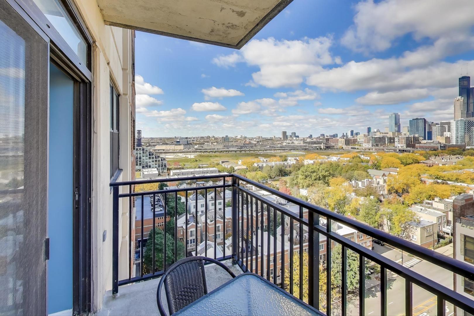 1529 S STATE Street Unit: 14J