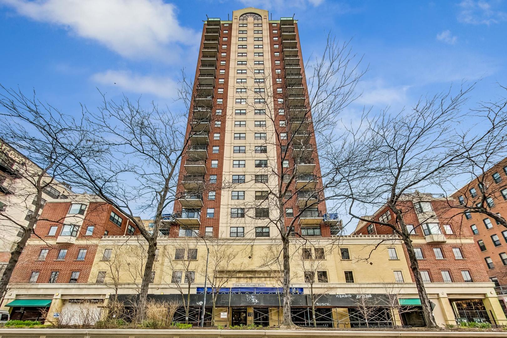 1529 S STATE Street Unit: 14J