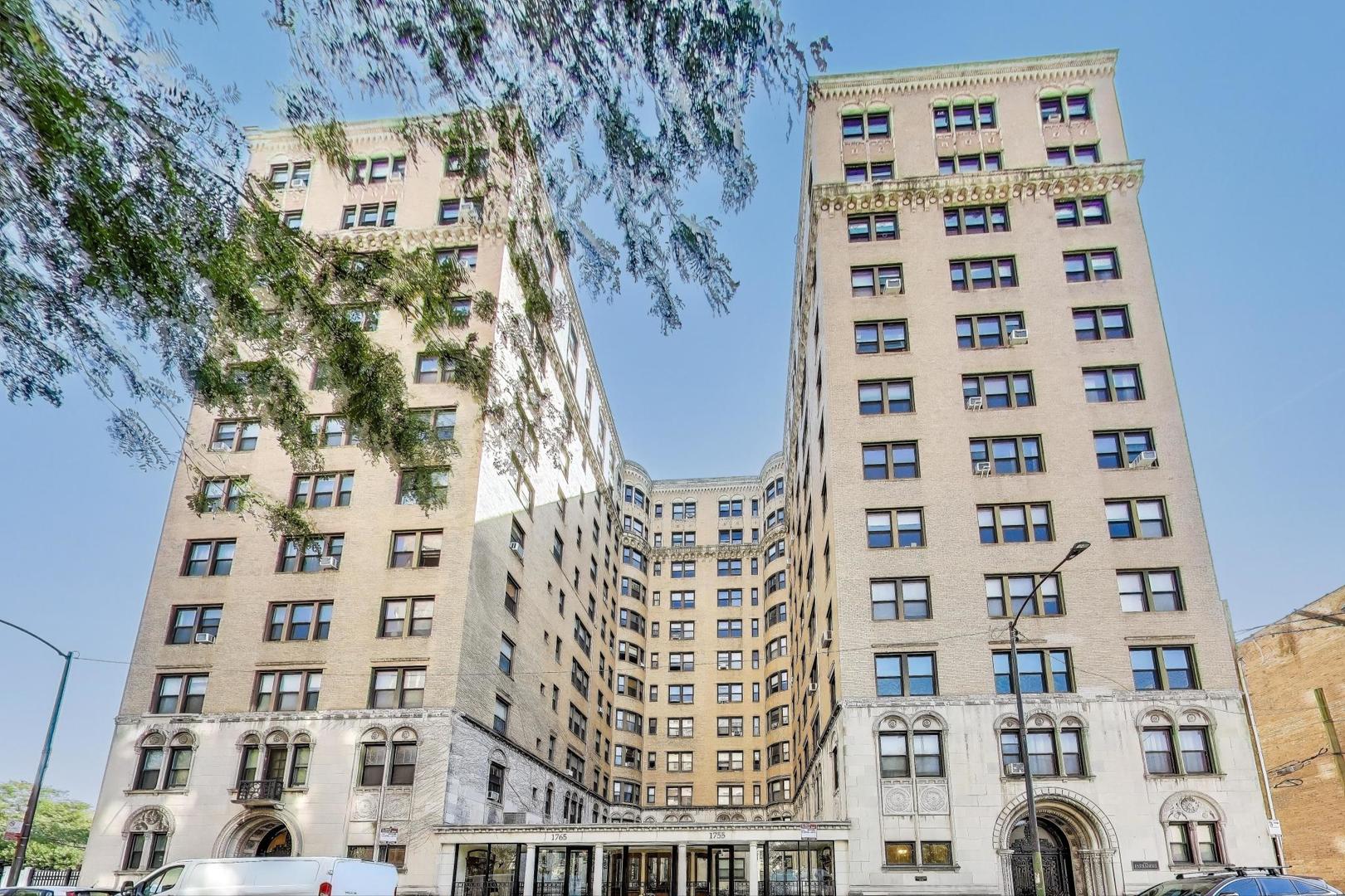 1765 E 55th Street Unit: J2