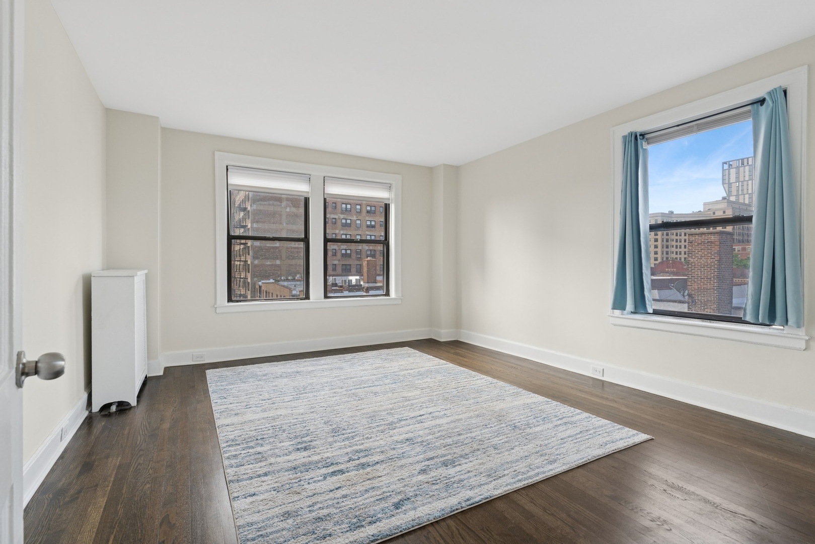 1755 E 55th Street Unit: 503