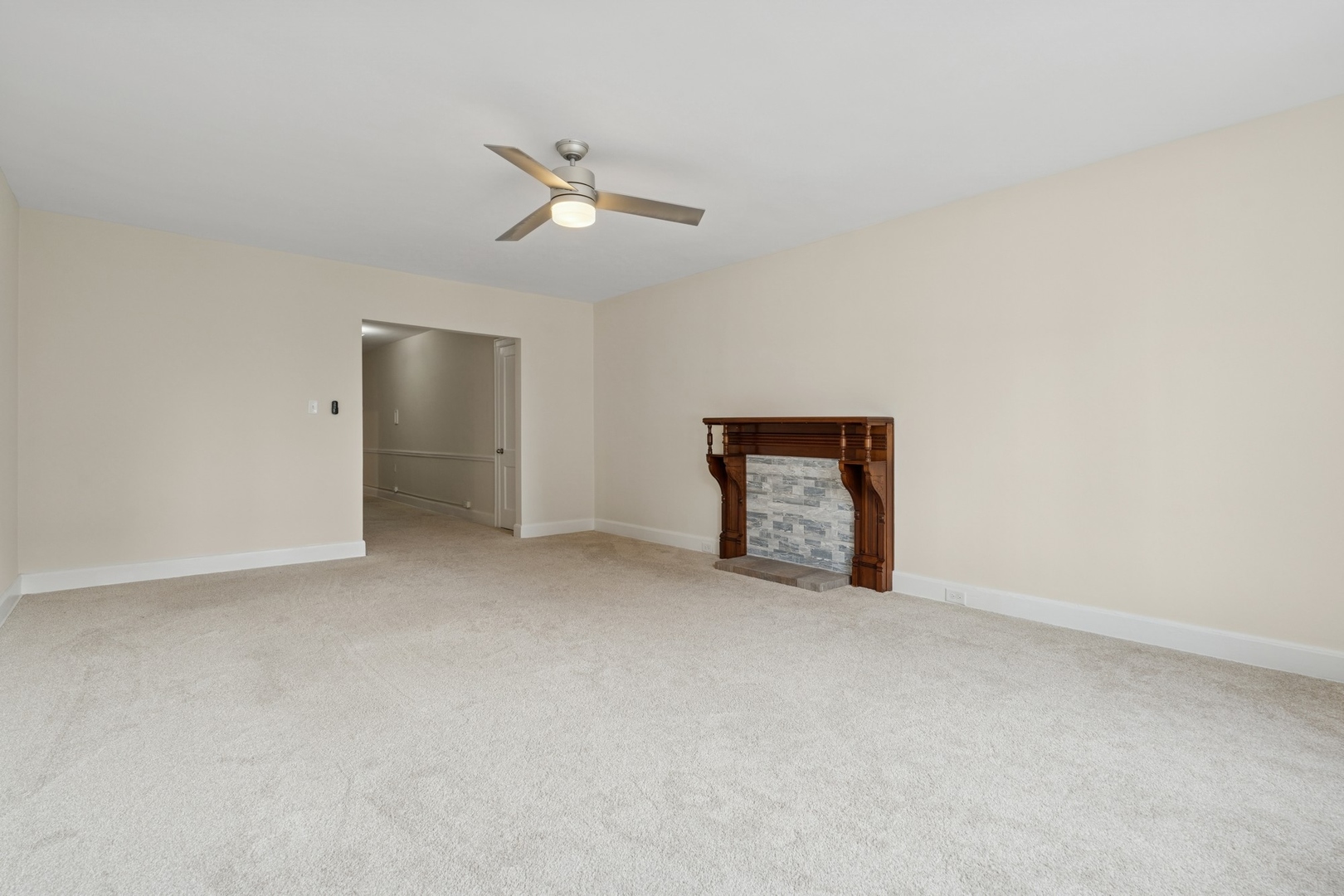 1755 E 55th Street Unit: 503
