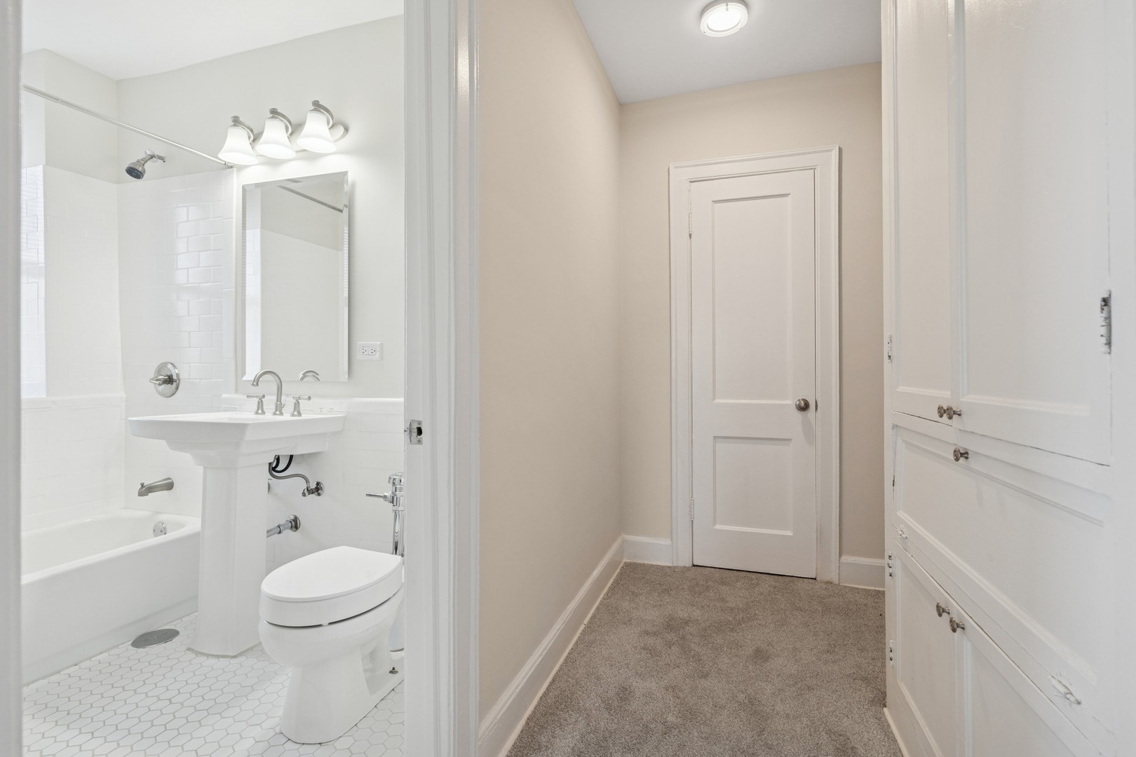 1755 E 55th Street Unit: 503