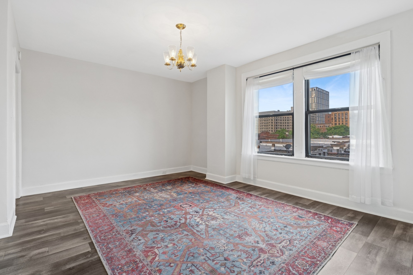 1755 E 55th Street Unit: 503