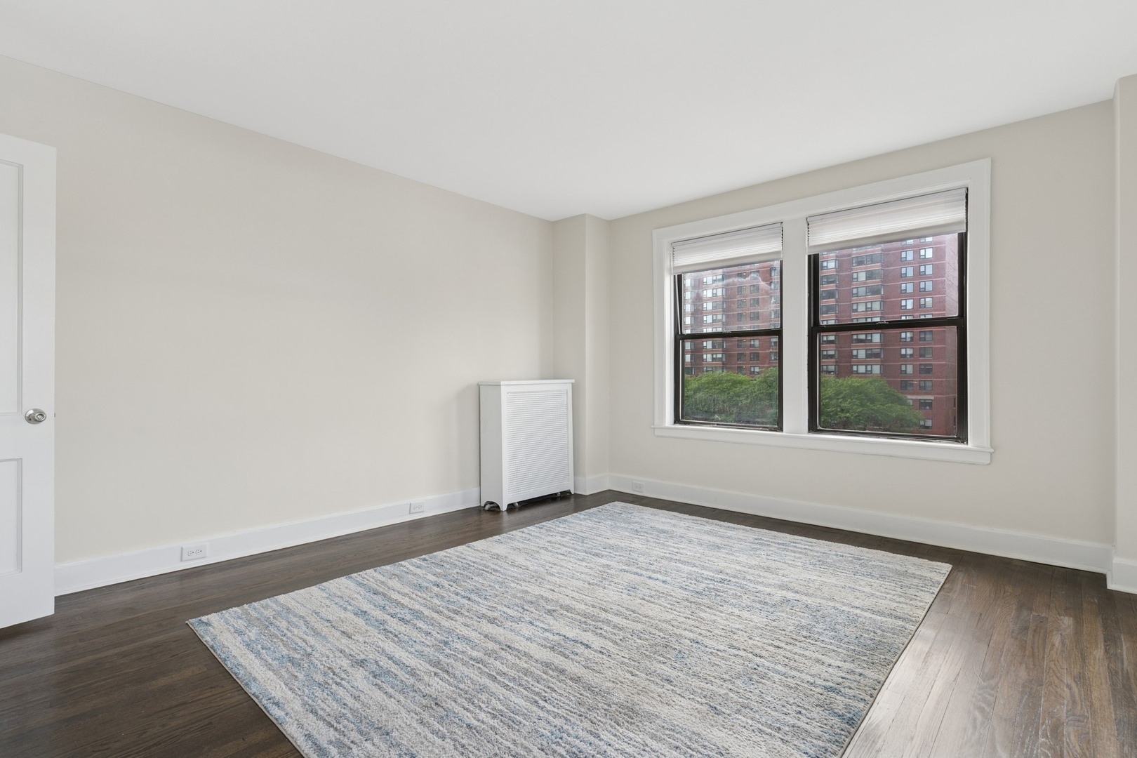 1755 E 55th Street Unit: 503