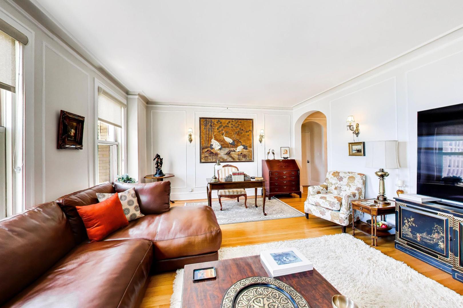 5000 S East End Avenue Unit: 24B
