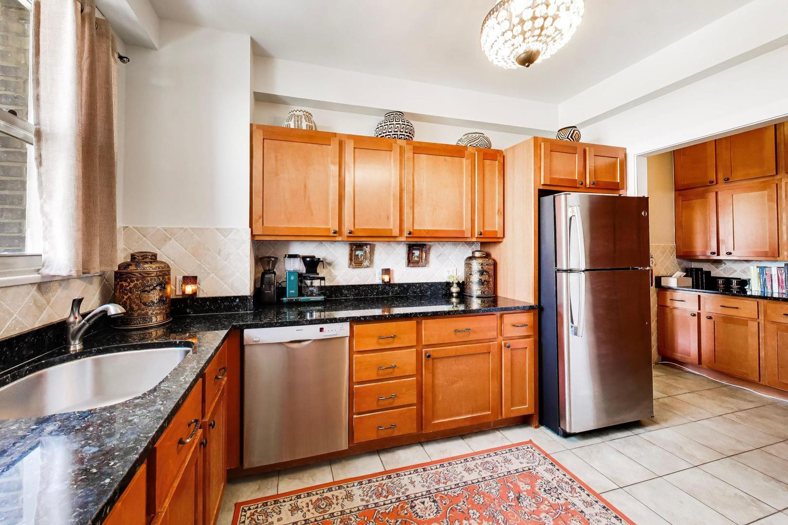 5000 S East End Avenue Unit: 24B