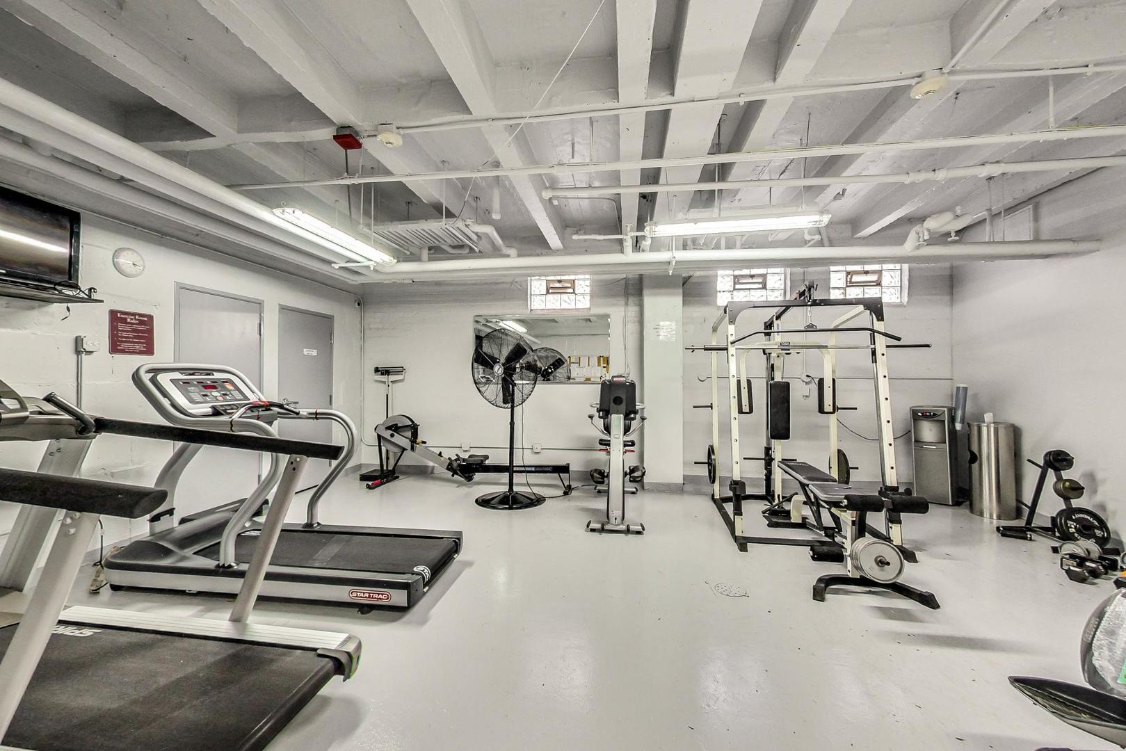 5000 S East End Avenue Unit: 24B