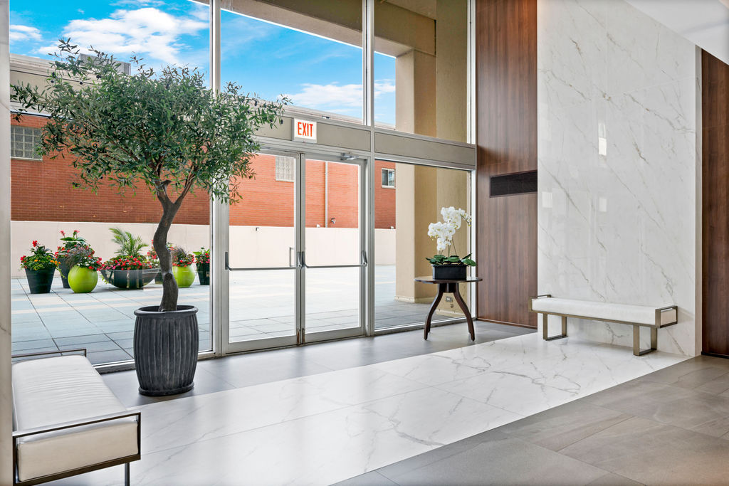 5201 S Cornell Avenue Unit: 22A-B