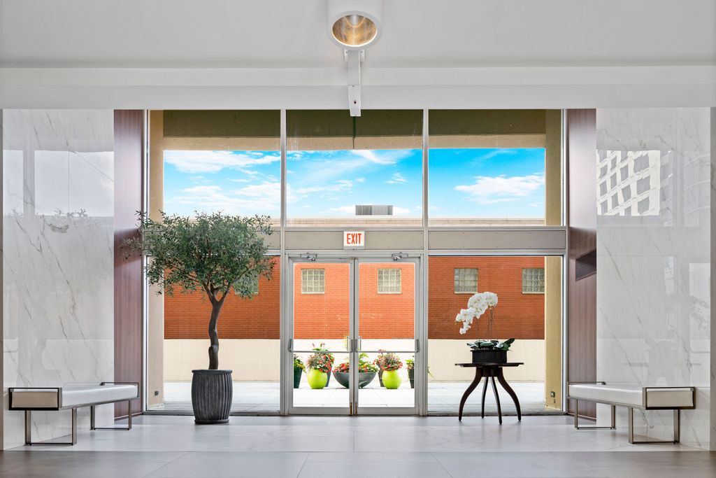 5201 S Cornell Avenue Unit: 22A-B