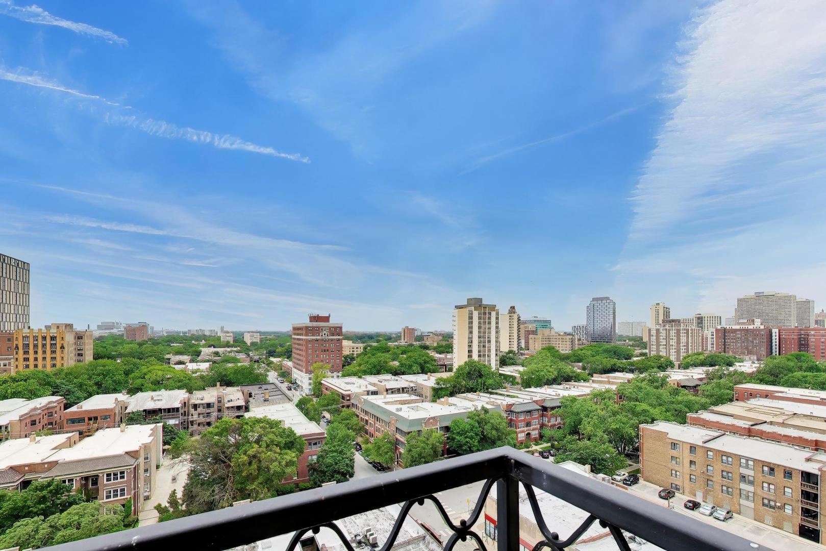 1755 E 55th Street Unit: 1202