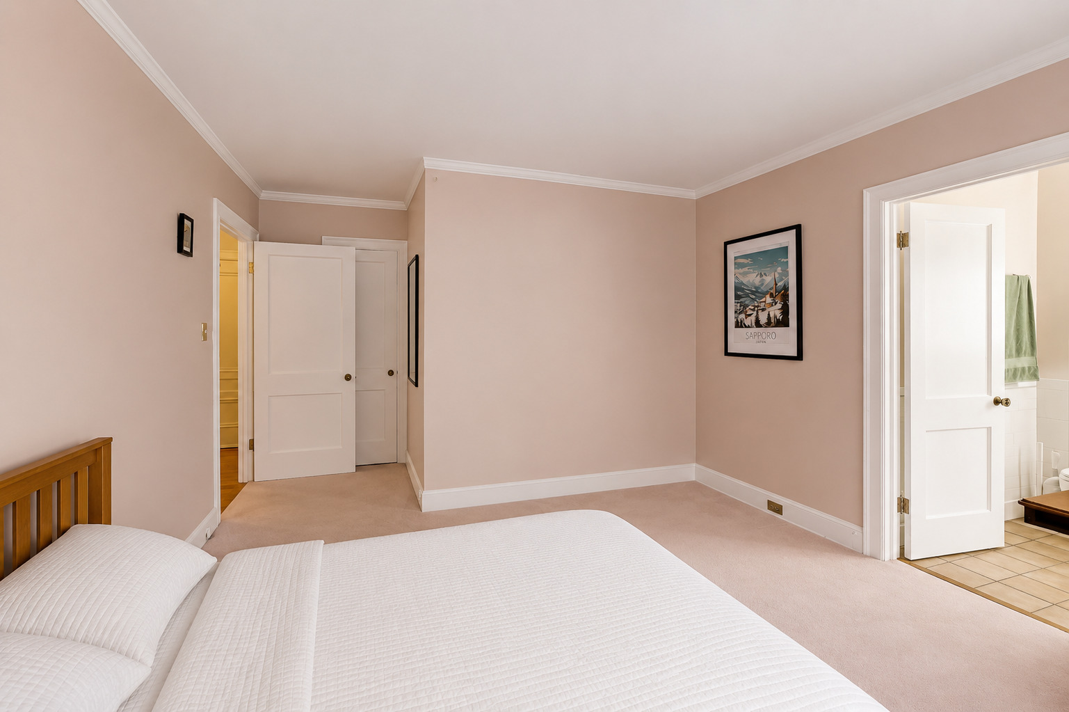 1755 E 55th Street Unit: 303