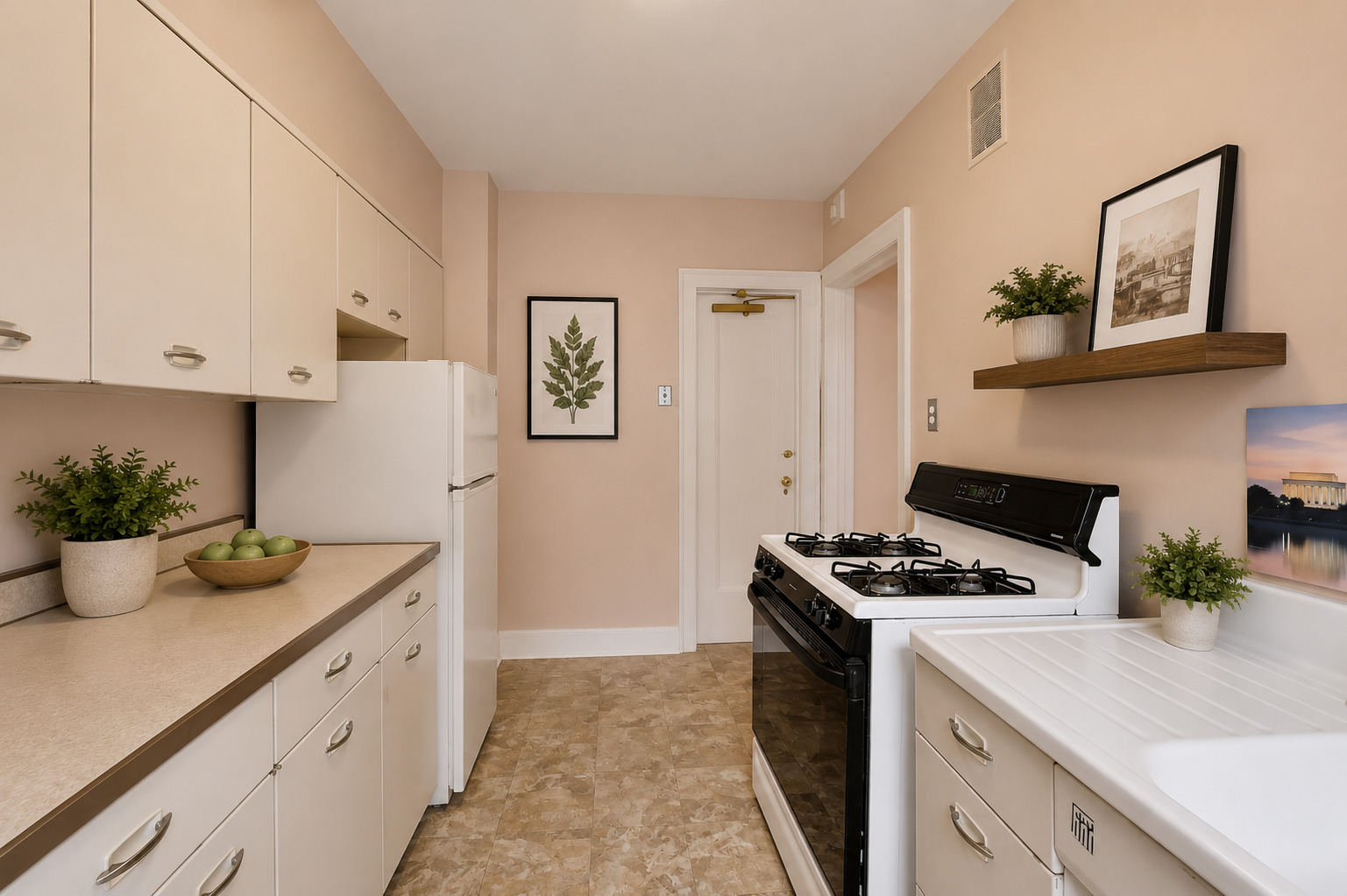 1755 E 55th Street Unit: 303