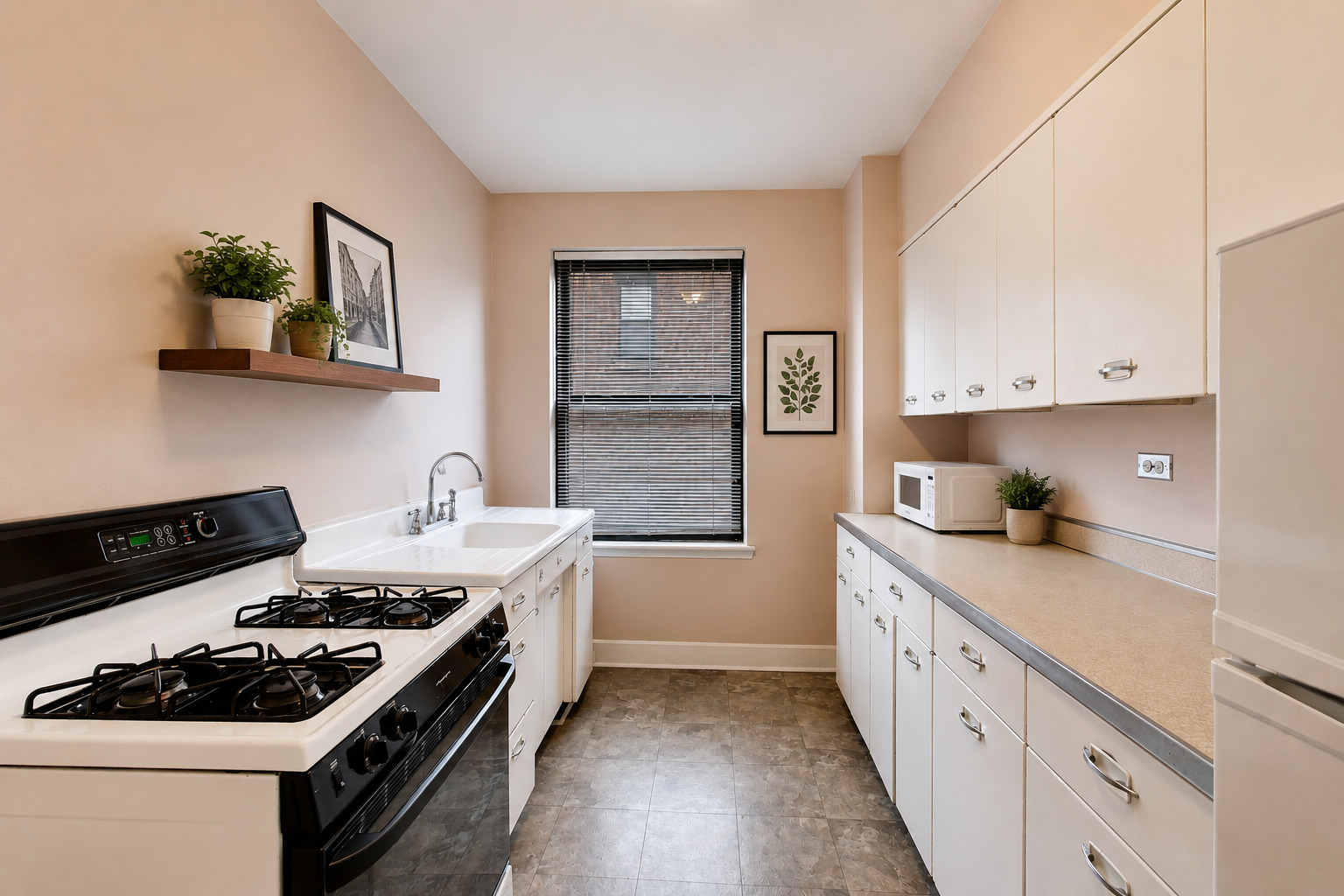 1755 E 55th Street Unit: 303