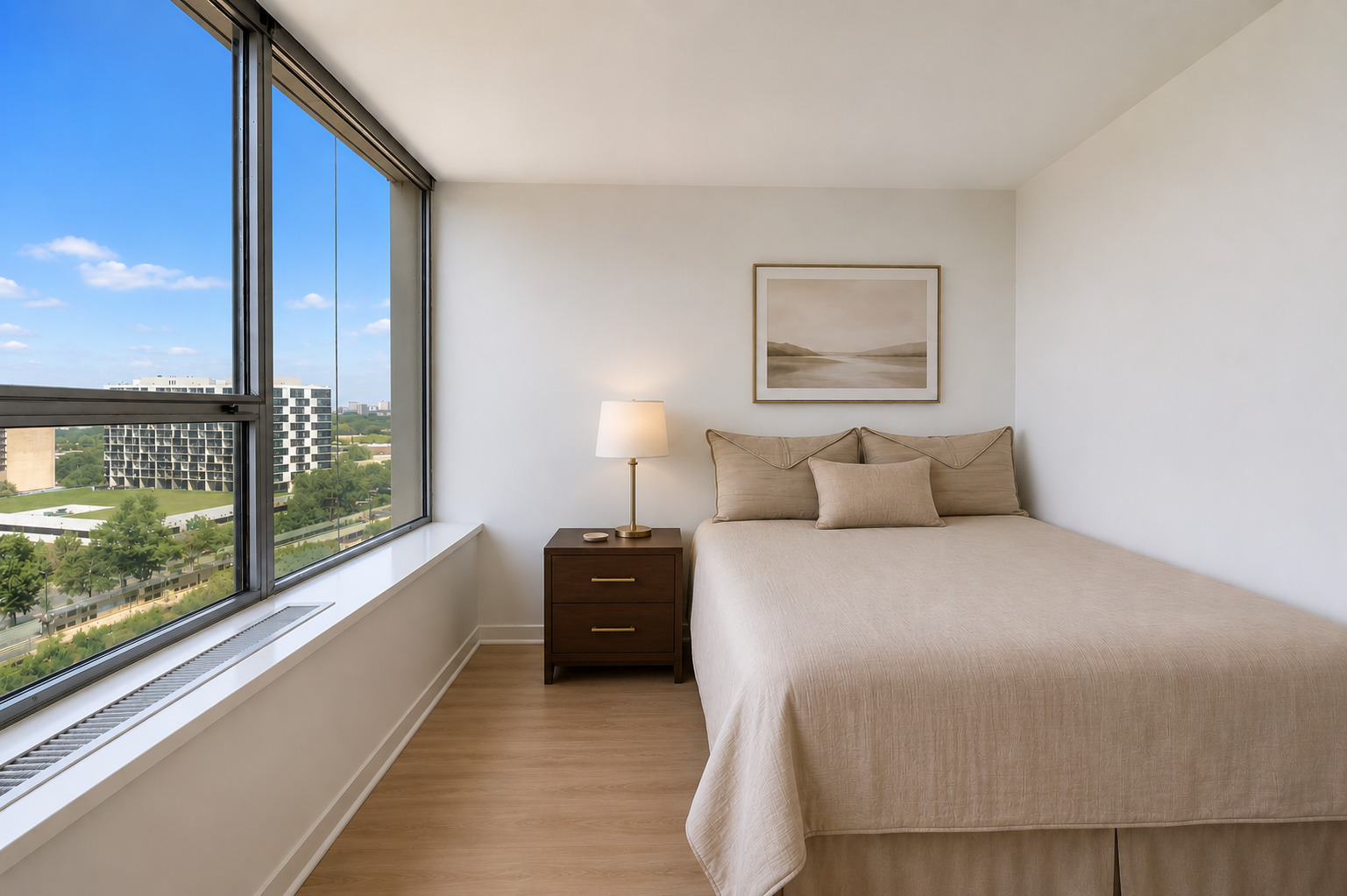 5201 S Cornell Street Unit: 16E