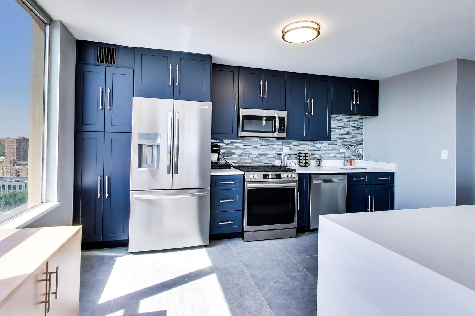 5201 S Cornell Street Unit: 16E