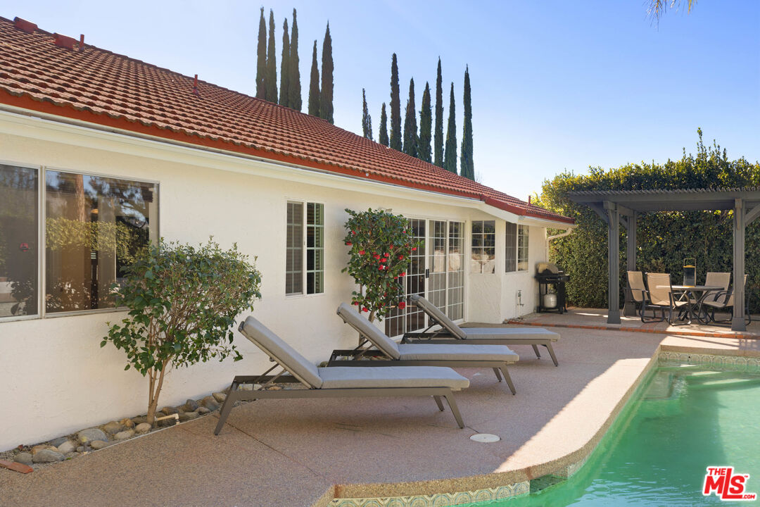 28751 COLINA VISTA ST