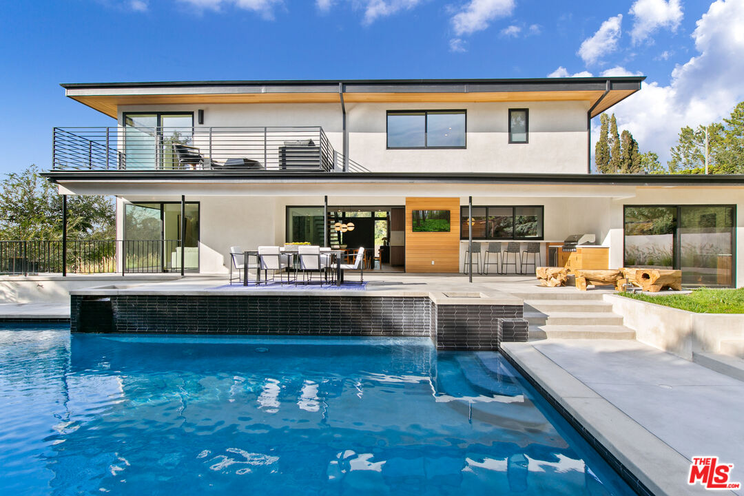 11428 Dona Lola Dr