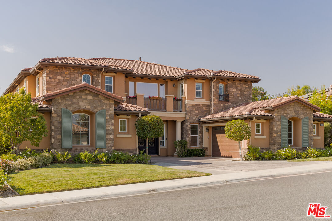 7305 Augusta Dr