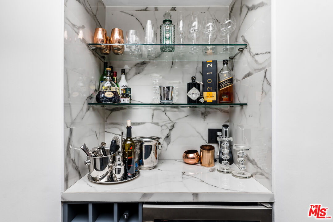 7250 Franklin Ave Unit: 116