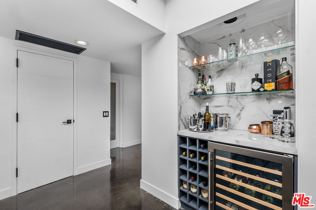 7250 Franklin Ave Unit: 116