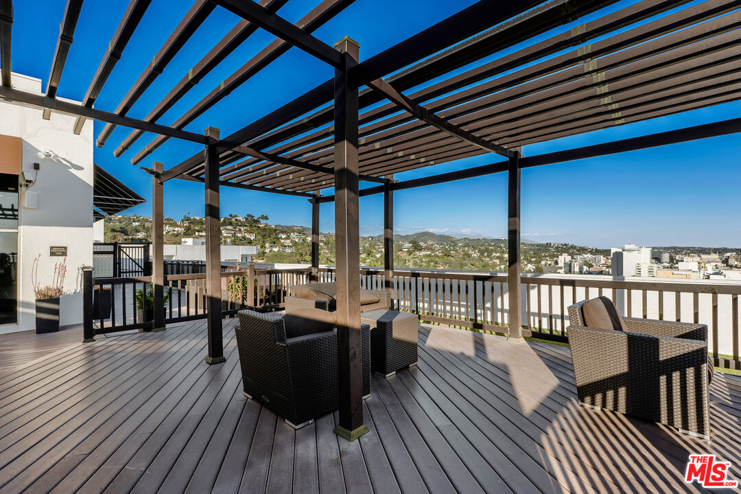 7250 Franklin Ave Unit: 116