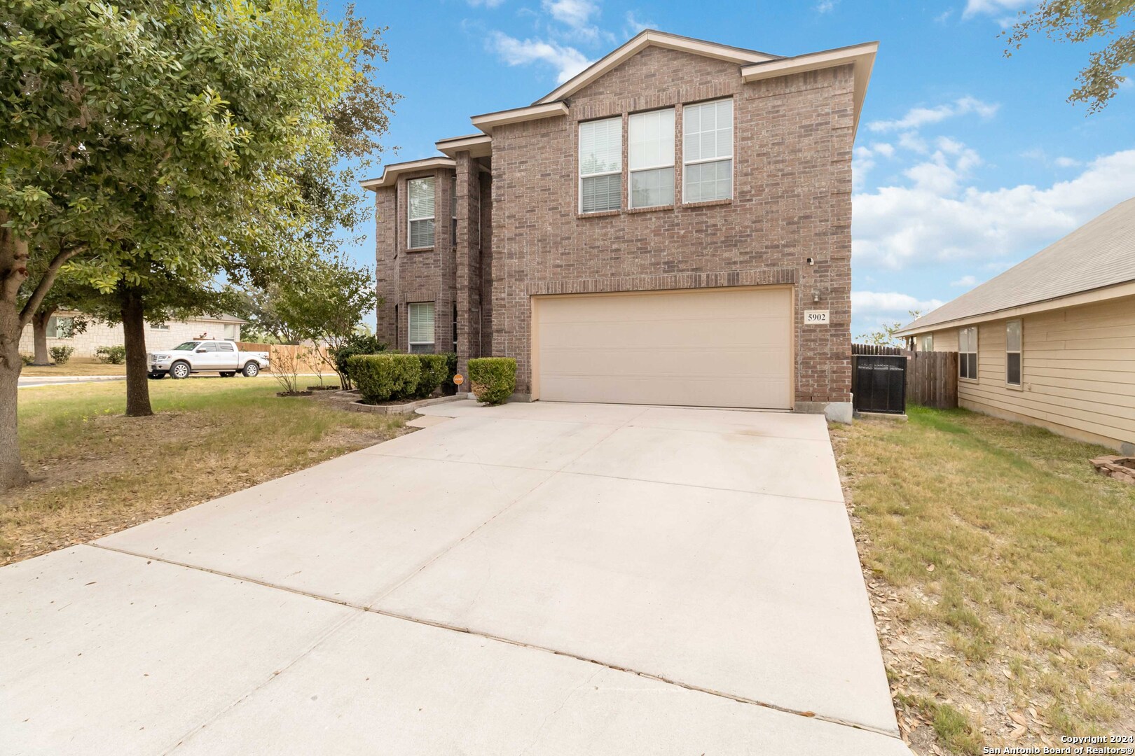 5902 Onyx Way
