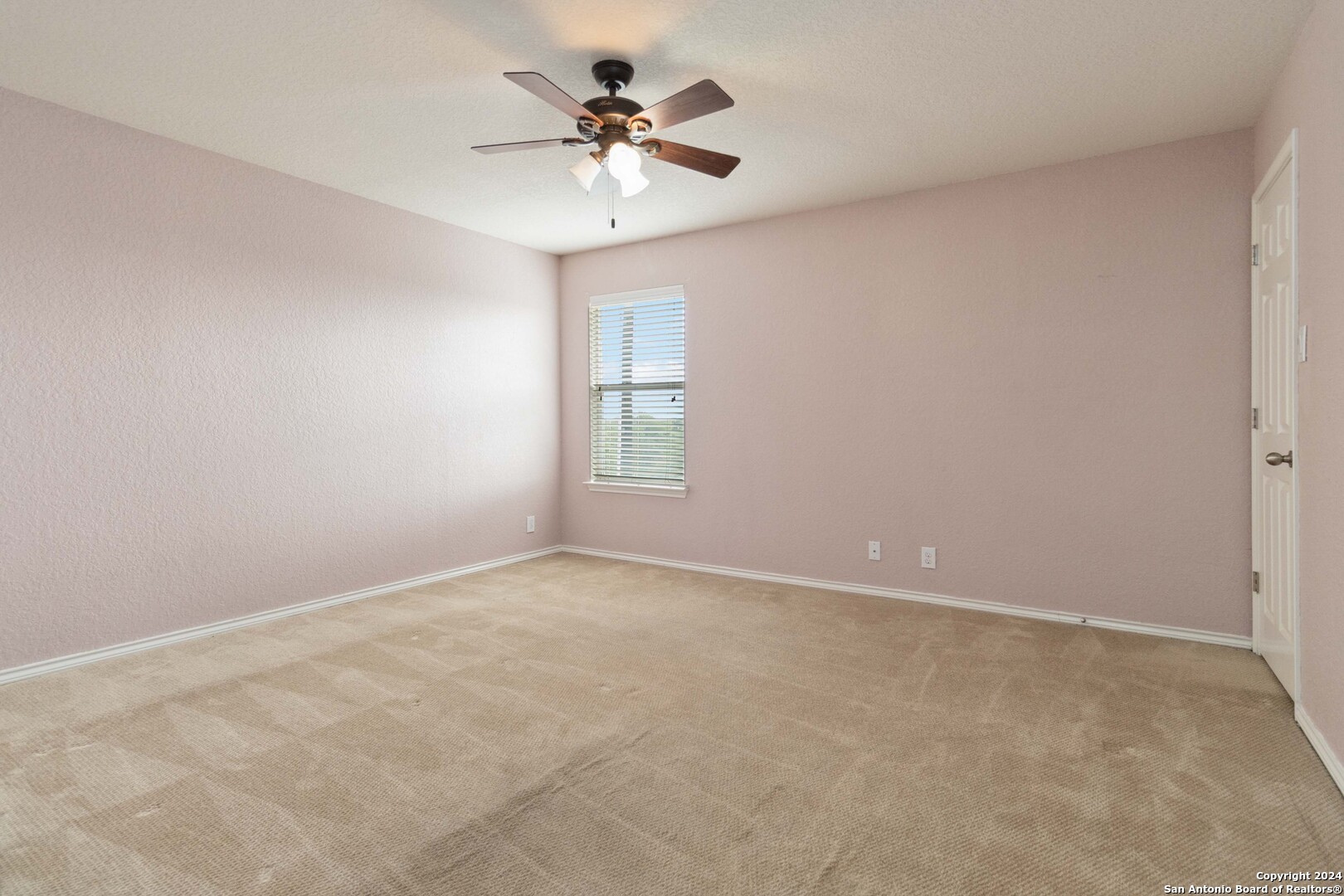 5902 Onyx Way