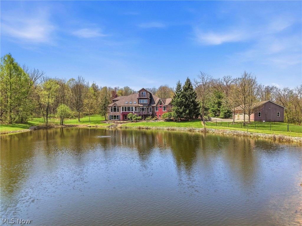 1803 Whisper Bluff Trail